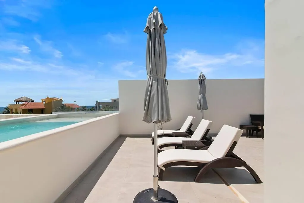 Akumal Secret Walk To Beach Pools With Ocean Views Apartment