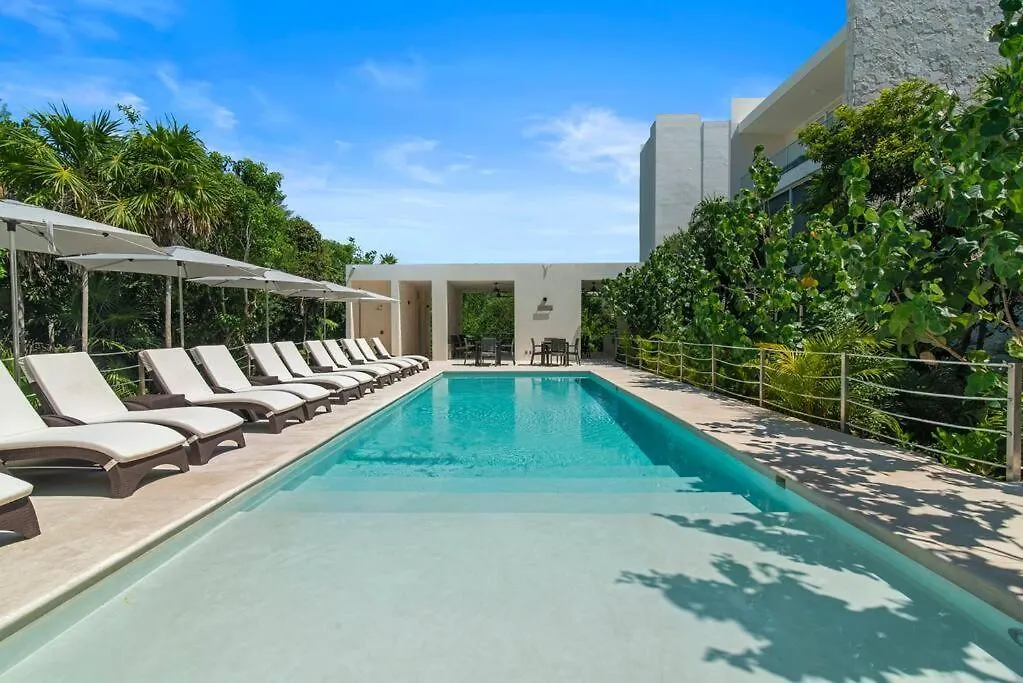 Akumal Secret Walk To Beach Pools With Ocean Views